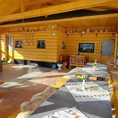 Privat Janka * Tvarožná