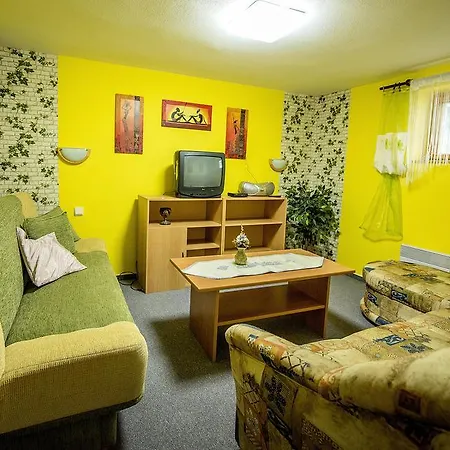Privat Janka Apartment Tvarozna
